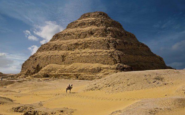 Discover Memphis and Saqqara on a 3–4-hour private tour from Cairo with an Egyptologist guide, and explore some of the country’s most iconic pyramids and royal tombs.